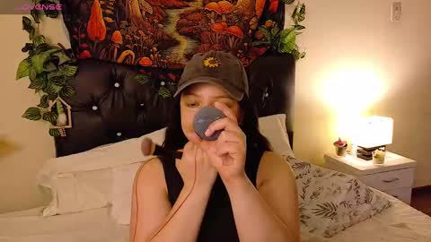 Snapshot of amand1_sweet chatting on 11/02/25, 01:24 online show from 11/02/25, 01:24