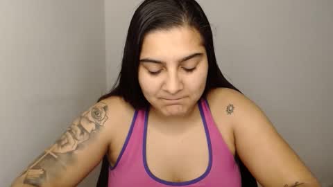 The queen of the biceps  online show from 01/27/25, 01:16