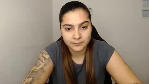 The queen of the biceps  online show from 02/14/25, 12:19