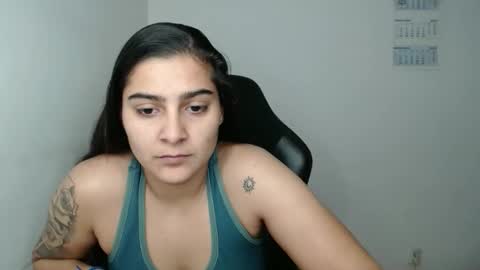 The queen of the biceps  online show from 11/22/25, 04:50