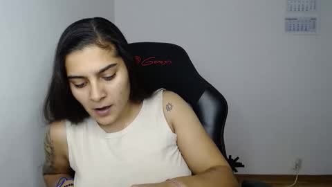 The queen of the biceps  online show from 11/29/25, 11:52