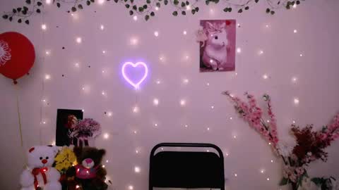 Snapshot of amanda_bright_ chatting on 04/09/26, 11:15 amanda_bright_ online show from 04/09/26, 11:15
