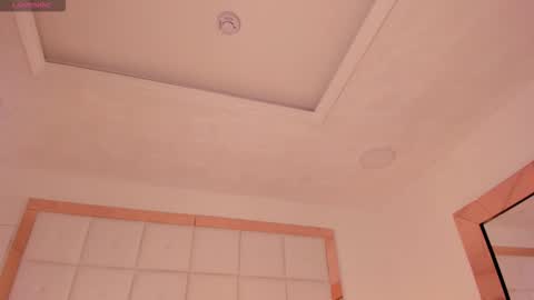 Snapshot of amanda_colin chatting on 11/28/25, 09:50 Amanda online show from 11/28/25, 09:50