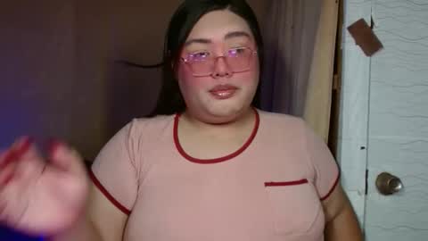 Snapshot of amanda_fetish chatting on 10/13/25, 04:45 amanda_fetish online show from 10/13/25, 04:45