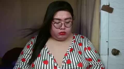 Snapshot of amanda_fetish chatting on 12/17/25, 02:17 amanda_fetish online show from 12/17/25, 02:17