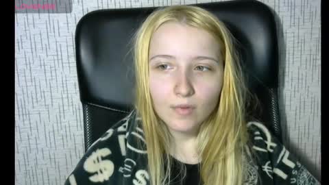 Amanda online show from 12/22/24, 02:06