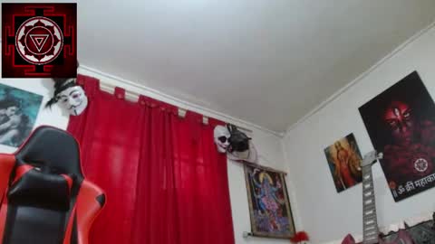Snapshot of amanda_valeska chatting on 05/07/26, 05:07 Amanda Valeska online show from 05/07/26, 05:07