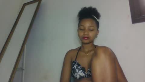 Snapshot of amandaaa25 chatting on 09/21/25, 07:10 amandaaa25 online show from 09/21/25, 07:10