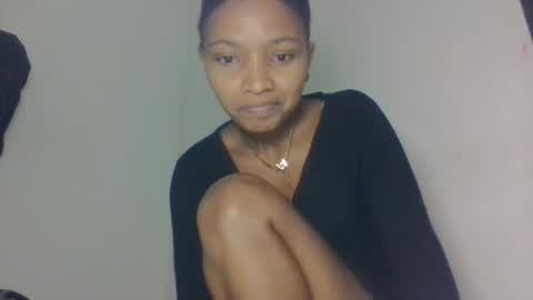 Snapshot of amandaaa25 chatting on 09/25/25, 02:04 amandaaa25 online show from 09/25/25, 02:04