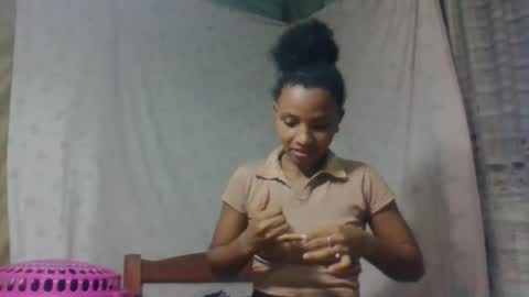 Snapshot of amandaaa25 chatting on 10/05/25, 03:49 amandaaa25 online show from 10/05/25, 03:49