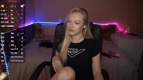 Snapshot of amandaafire chatting on 09/10/25, 06:57 Amanda online show from 09/10/25, 06:57