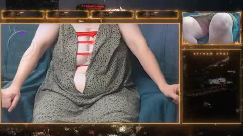 Snapshot of amandajugs chatting on 10/10/25, 06:18 Amanda online show from 10/10/25, 06:18