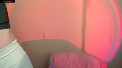 Amanda online show from 11/22/25, 08:02