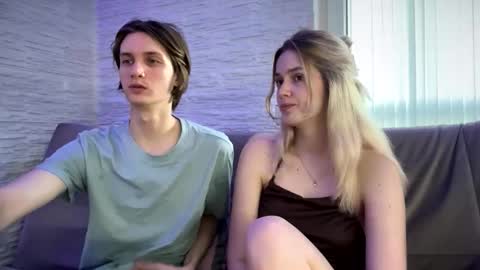 Snapshot of amandatalk chatting on 11/12/25, 06:25 amandatalk online show from 11/12/25, 06:25