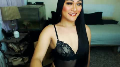 Snapshot of amandawildsexxx chatting on 10/07/25, 10:12 Suzie online show from 10/07/25, 10:12