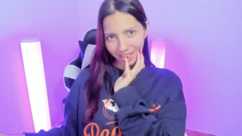 Liz online show from 01/16/25, 04:38