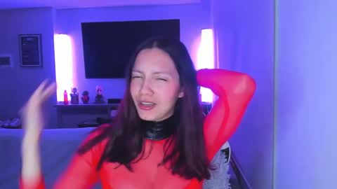 Liz online show from 09/28/25, 04:40