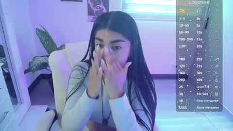Snapshot of amara_silk chatting on 06/22/26, 02:36 amara_silk online show from 06/22/26, 02:36