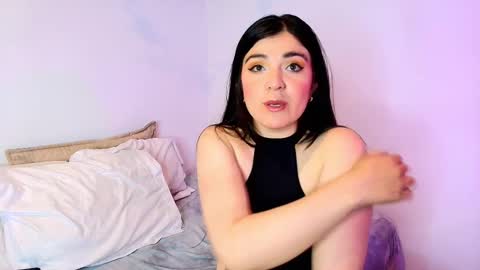 Amara Vega  online show from 03/18/26, 10:18