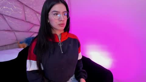 Snapshot of amara_velle chatting on 07/13/26, 01:03 amara velle online show from 07/13/26, 01:03