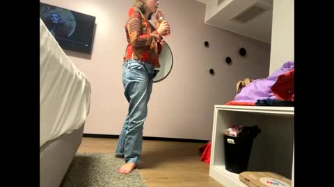 Amara Elise online show from 01/26/25, 05:34