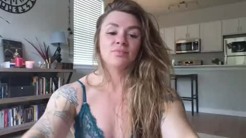 Snapshot of amarajezebel chatting on 10/05/25, 05:33 Amara Jezebel online show from 10/05/25, 05:33