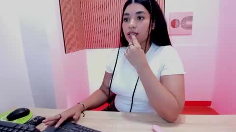 AMARANTA online show from 08/05/26, 08:22