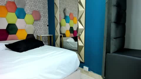 Snapshot of amarantha_hans chatting on 02/07/25, 01:36 amarantha_hans online show from 02/07/25, 01:36