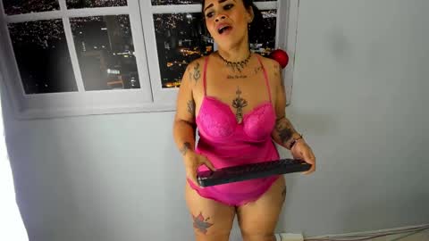 Snapshot of amarantha_hans chatting on 02/13/25, 10:33 amarantha_hans online show from 02/13/25, 10:33