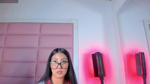 amaranttaylunay online show from 04/29/26, 08:15