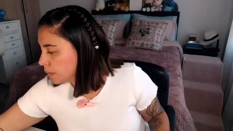 Mila  online show from 06/11/26, 05:33