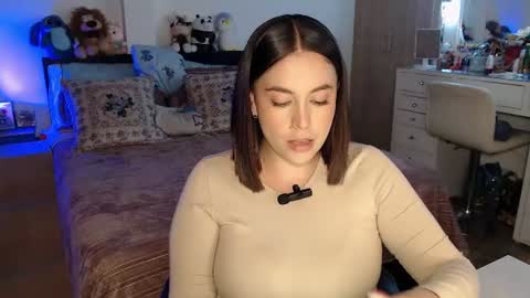 Mila  online show from 07/10/26, 02:49