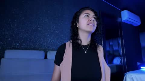 Emily online show from 03/11/26, 10:43