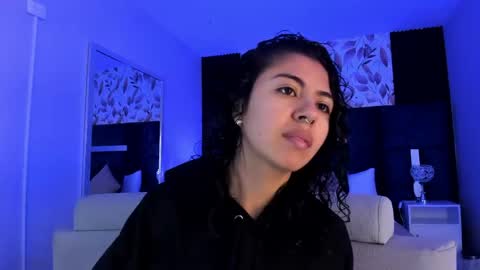 Snapshot of amarettho chatting on 04/19/26, 10:58 Emily online show from 04/19/26, 10:58