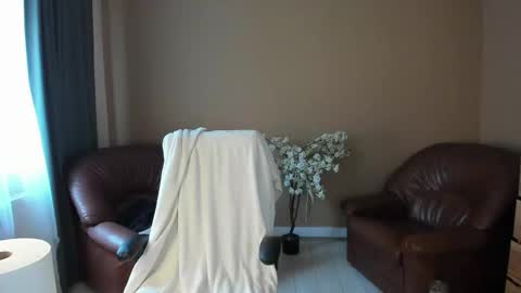 amateur_fitbabex online show from 02/14/26, 07:38