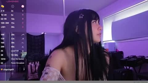 leash online show from 03/25/26, 01:22