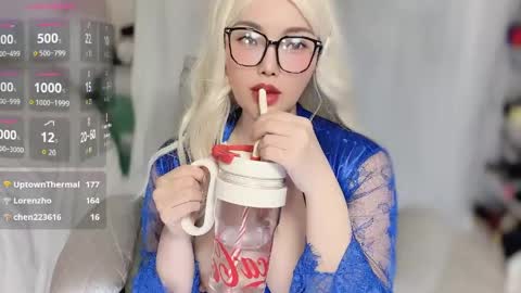 yooo online show from 04/09/26, 06:19