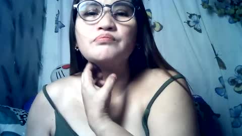Snapshot of amazing_angel22 chatting on 06/22/26, 09:17 amazing angel online show from 06/22/26, 09:17