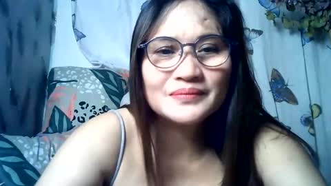 Snapshot of amazing_angel22 chatting on 06/29/26, 10:26 amazing angel online show from 06/29/26, 10:26