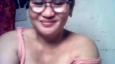 Snapshot of amazing_angel22 chatting on 07/13/26, 11:13 amazing angel online show from 07/13/26, 11:13