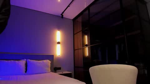 Stasy   online show from 11/24/25, 02:44