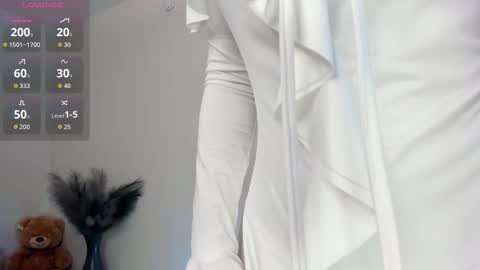 Snapshot of amazing_panacea chatting on 09/27/25, 07:19 Alice online show from 09/27/25, 07:19