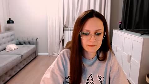 Snapshot of amazingeyes89 chatting on 01/15/25, 02:24 Izza online show from 01/15/25, 02:24