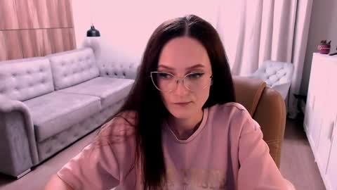 Izza online show from 05/27/26, 01:30
