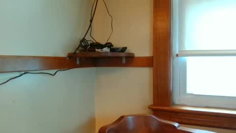 So many calling me Laura but i am Lora now i know Lora is SpanishLaura is EnglishLori is Italian so can call me those name online show from 11/05/25, 04:51