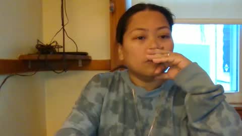 Snapshot of amazinglora chatting on 01/17/26, 12:43 So many calling me Laura but i am Lora now i know Lora is SpanishLaura is EnglishLori is Italian so can call me those name online show from 01/17/26, 12:43