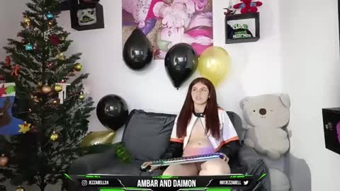 Snapshot of ambar_and_daimon_ chatting on 01/02/25, 04:52 AMBAR AND DAIMON online show from 01/02/25, 04:52