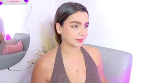 Snapshot of ambar_carterr chatting on 07/16/26, 04:07 Ambar online show from 07/16/26, 04:07