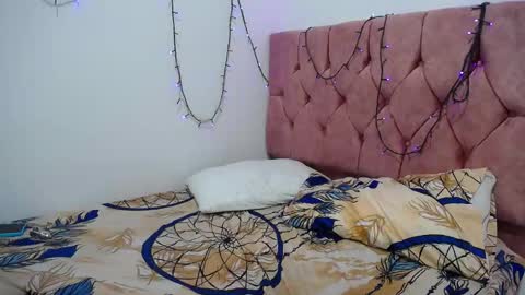 Snapshot of ambar_love22 chatting on 01/26/25, 08:02 ambar_love22 online show from 01/26/25, 08:02