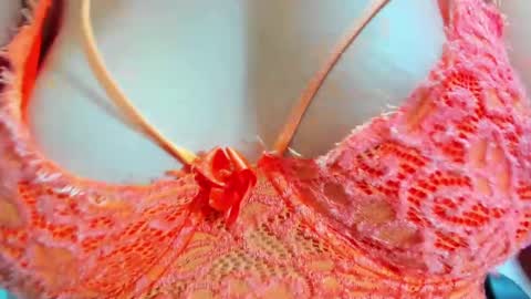 Snapshot of ambar_sex10 chatting on 12/14/24, 01:05 Ambar online show from 12/14/24, 01:05